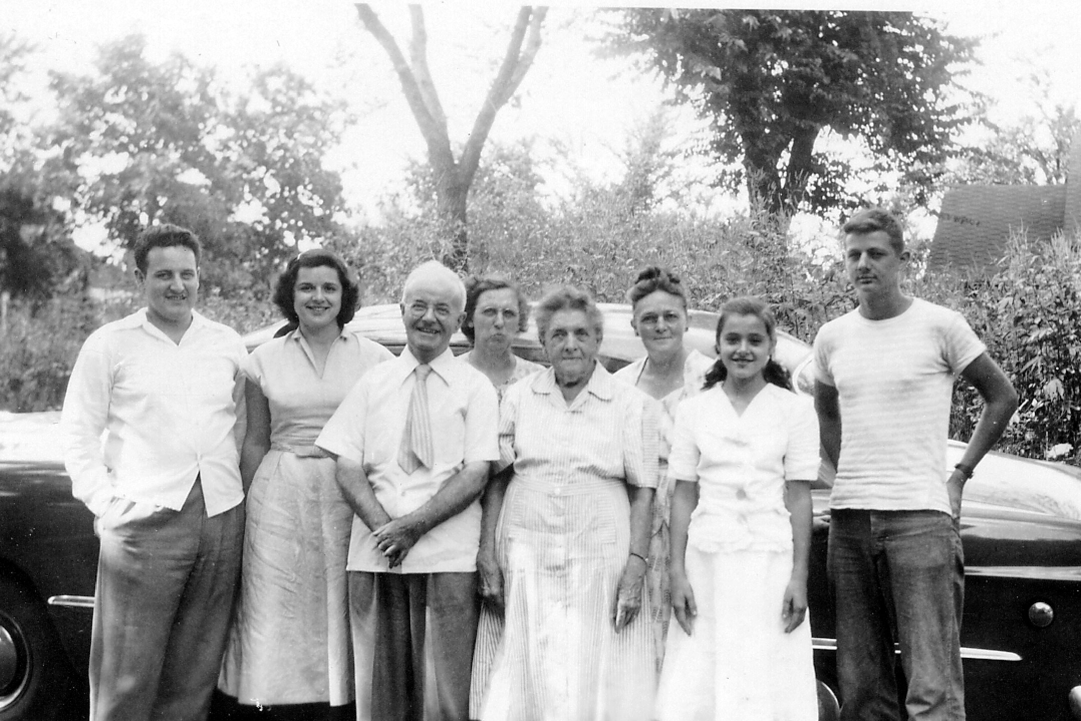 John, Virginia, his parents Fergus Ray and Ella Rose Scott, Virginia's mother Florence, sister Lillian Faith and brother Eldon Huffman, late 1940s